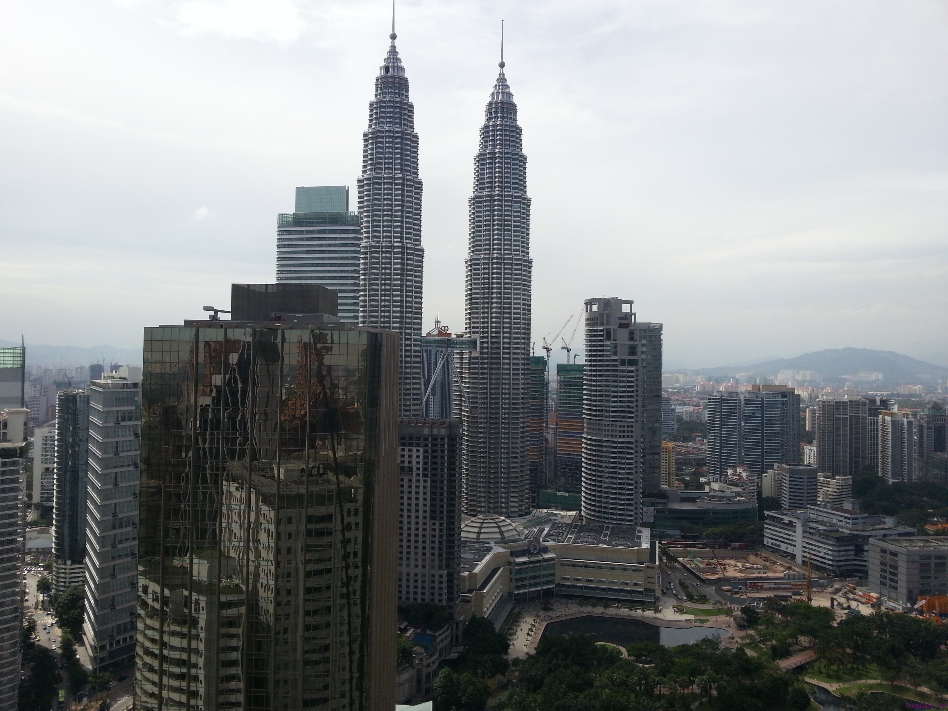 Rooftop_KLCC view1