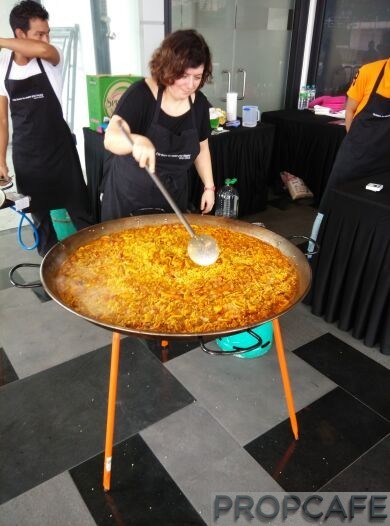 REV.O Lifestyle Suites Bukit Jalil City Launching Event - Paella is so yummy!